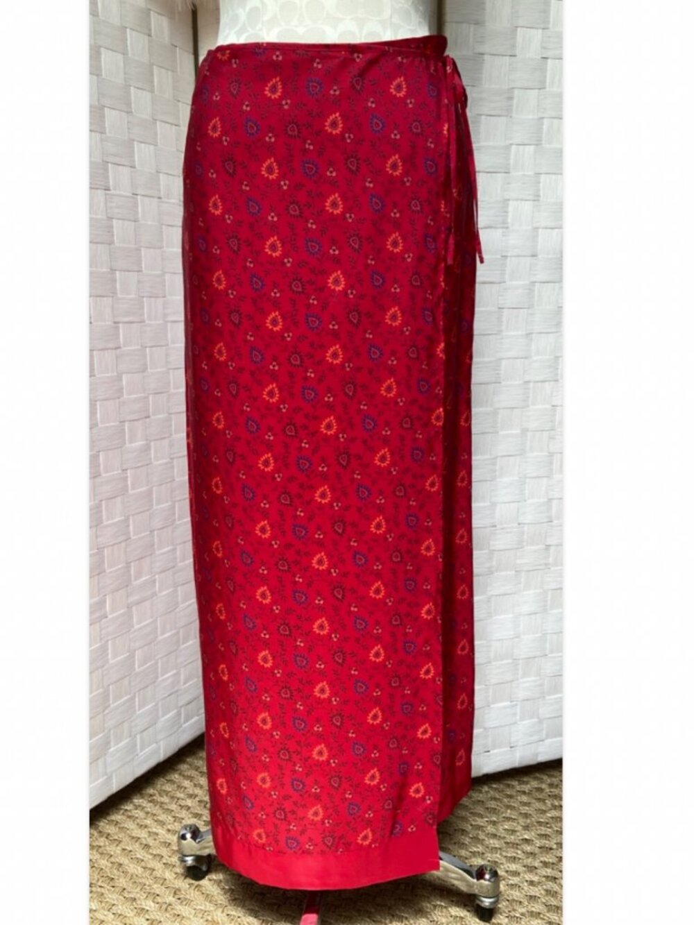 Vintage Express 100% Silk Floral Red Wrap Maxi Skirt Size 6 - Picture 5 of 15